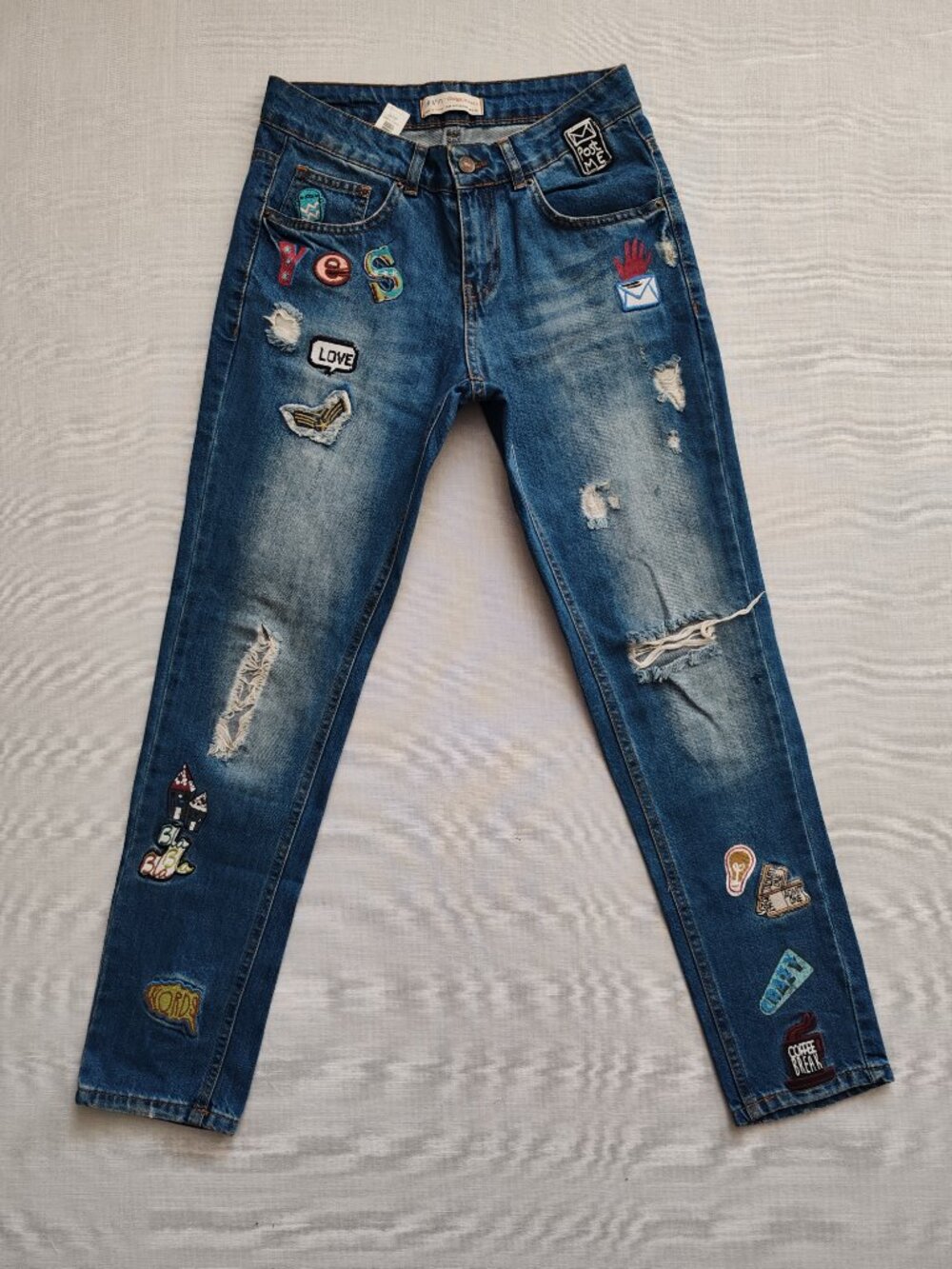 Dilvin Vintage Inspired Patched Boyfriend Jeans- Distressed Denim-Women’s Size 4